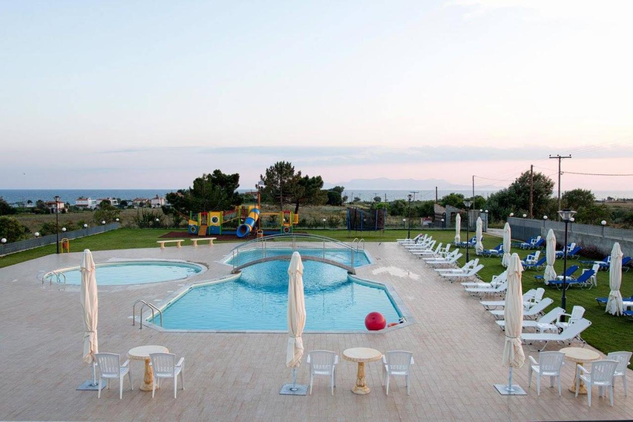 Vosporos Hotel Комотини Экстерьер фото
